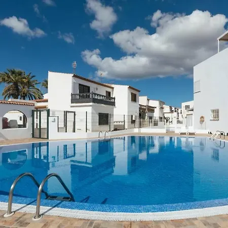 Oasis Del Silencio: Piscinas, Sol Y Playa Апартаменты